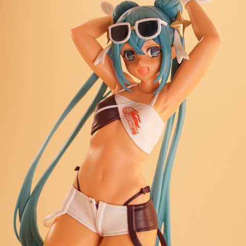 Hatsune Miku - Vocaloid (Racing Miku 2023 Tropical ver.)