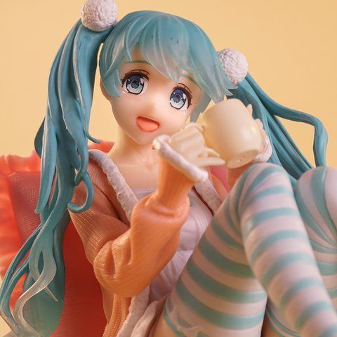 Hatsune Miku - Vocaloid (Original Shifuku ver.)