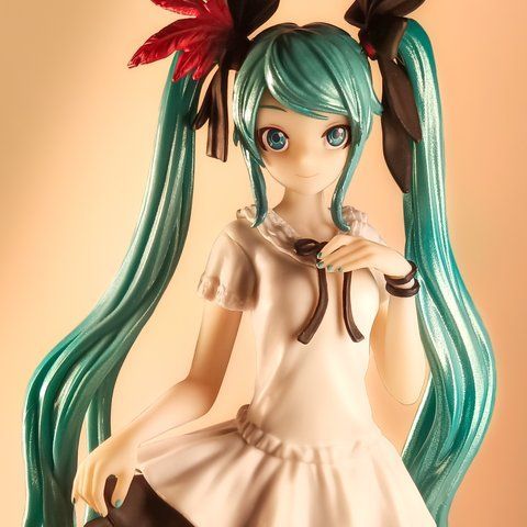Hatsune Miku - Vocaloid (Supreme (Luminasta) ver.)