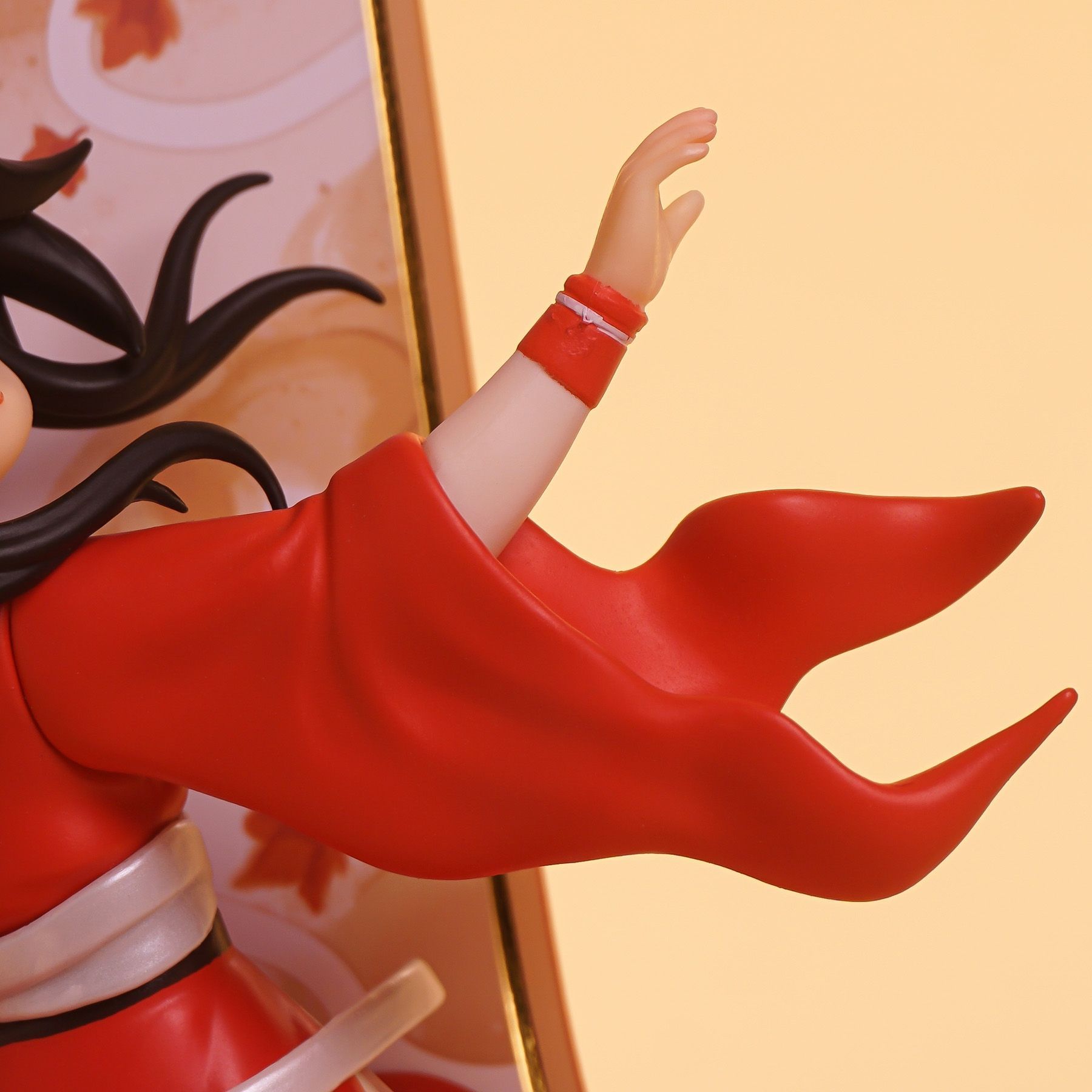 Hua Cheng and Xie Lian - Tian Guan Ci Fu (Imprisoned in the Sandstorm and Brushing Away Evil (Journey on Brocade Scrolls Series) ver.)